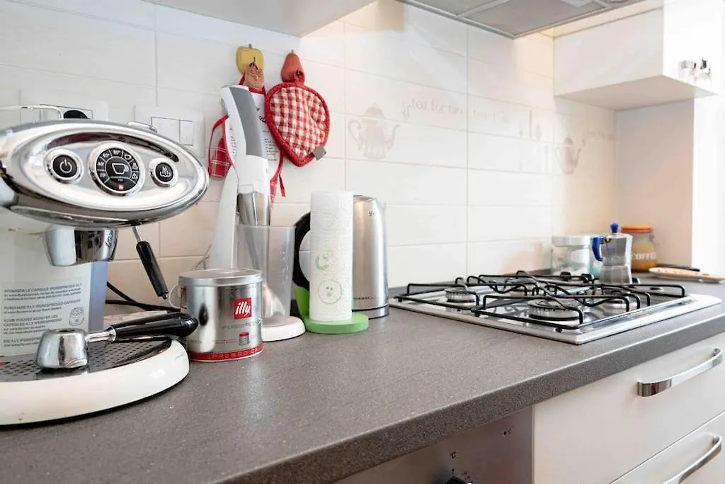 Strategic Apartment Duomo-Forlanini-Linate Milan